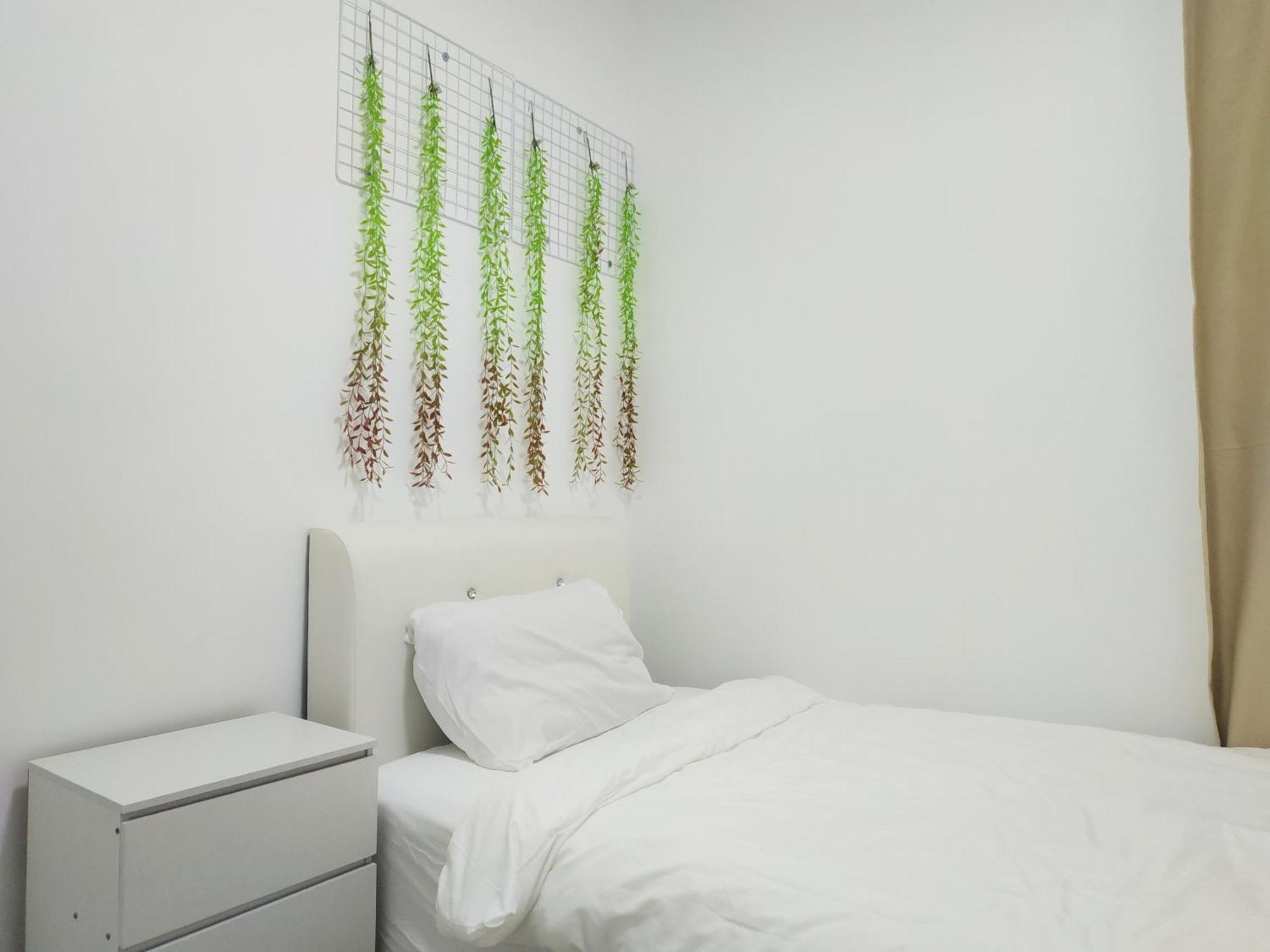 Citywoods Next To Thistle Hotel,hospital Sultanah Aminah,ciq Custom3km By Yha Apartemen *